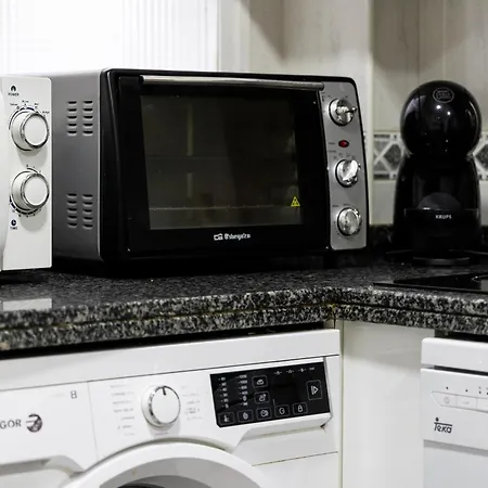 En La Entrada Del Barrio Antiguo Appartamento *