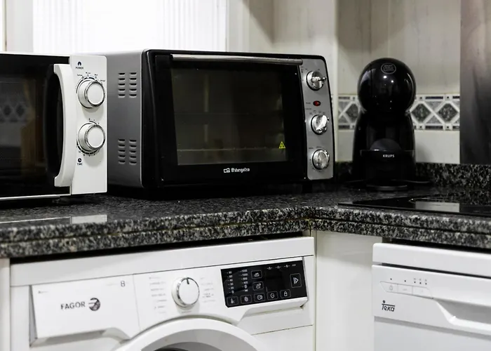 En La Entrada Del Barrio Antiguo Appartamento *