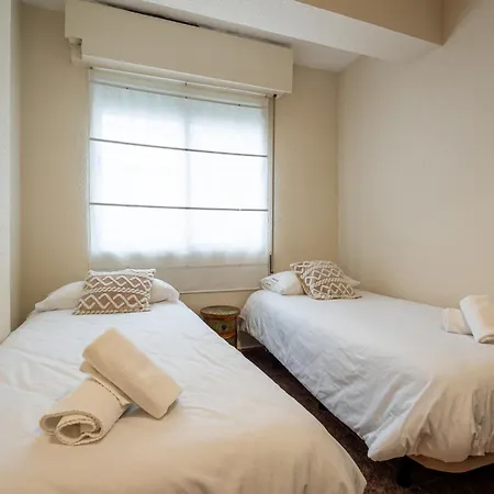 En La Entrada Del Barrio Antiguo Apartamento *