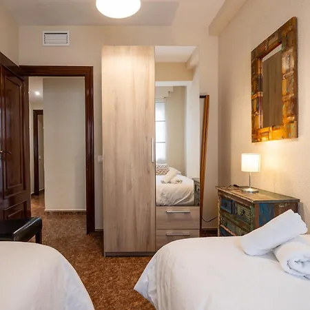 En La Entrada Del Barrio Antiguo Apartamento